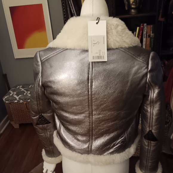 Shearling jacket - Picture 3 of 3